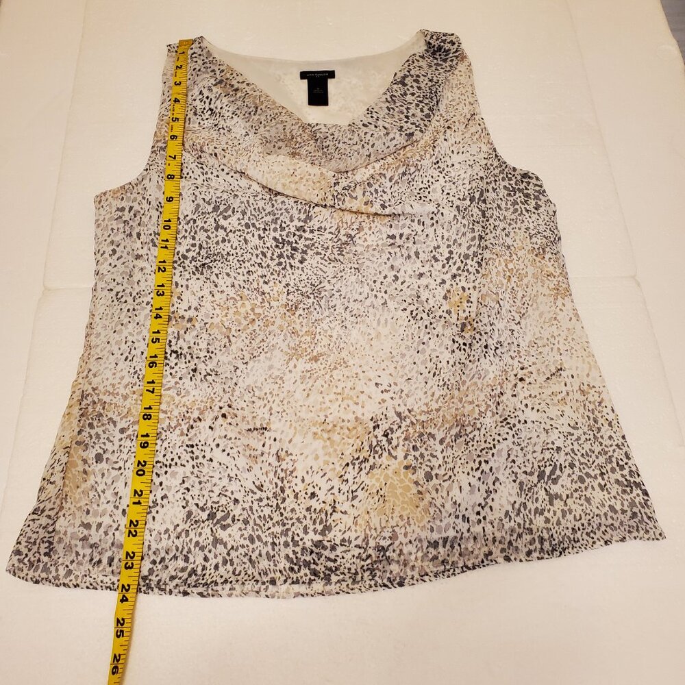 Ann Taylor Factory Cream Gray Patterned Sleeveless Cowl-Neck Shell Top - (M) - Picture 12 of 14